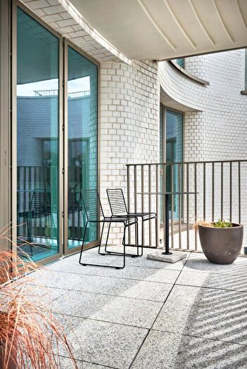 2 Bedroom Apartment For Sale In Shoreline Crescent, Folkestone, CT20