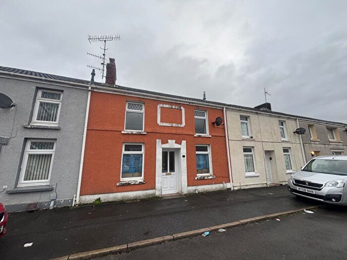 3 Bedroom House To Rent In Glan Yr Afon, Llanelli, SA15