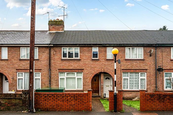 3 Bedroom Terraced House For Sale In Chesham, Buckinghamshire, HP5