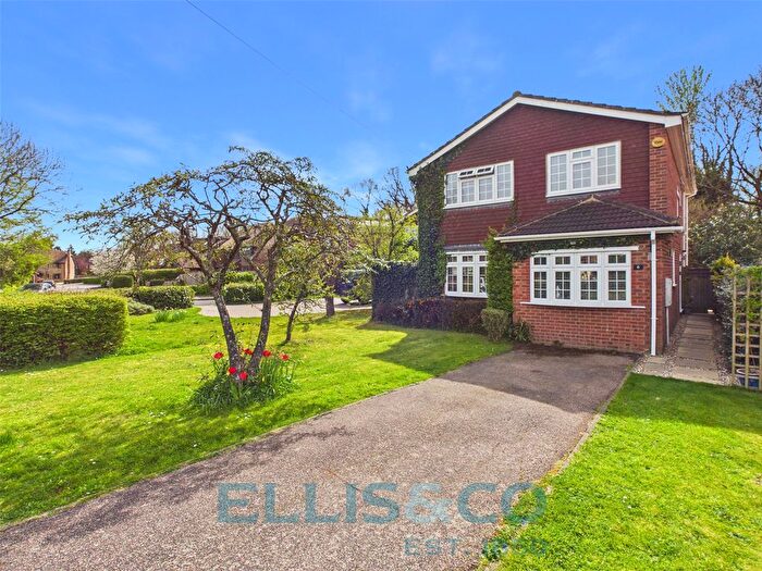 4 Bedroom Detached House For Sale In Well Close, Leigh, Tonbridge, Kent, TN11