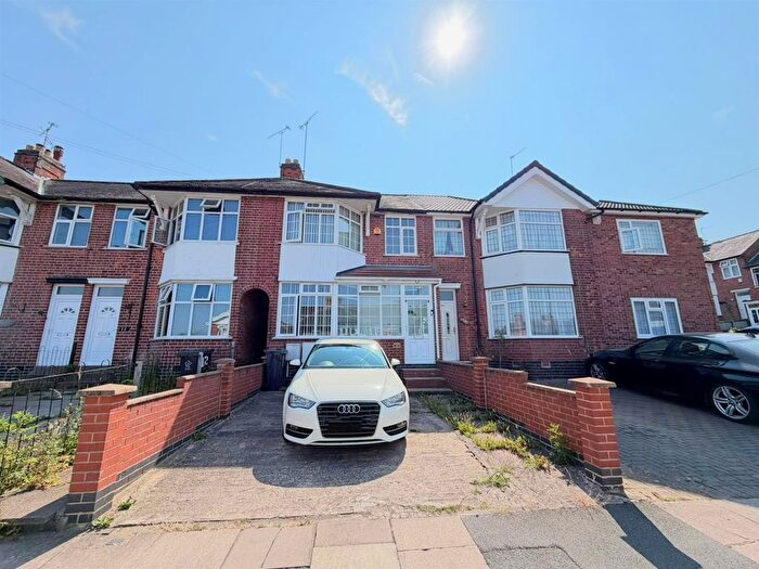 3 Bedroom Terraced House For Sale In Hillcroft Road, North Evington, Leicester, LE5