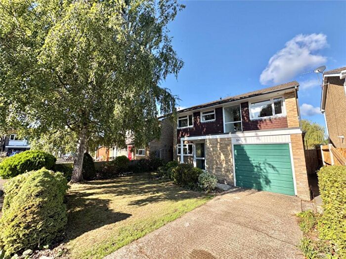 4 Bedroom Detached House To Rent In Orchardlea, Swanmore, Southampton, Hampshire, SO32