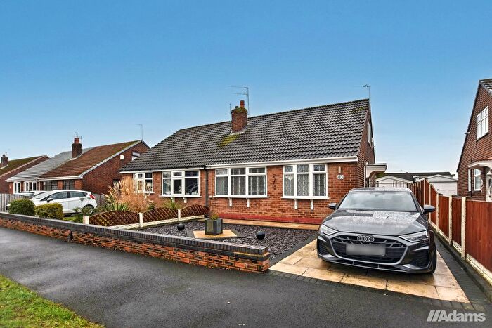 2 Bedroom Semi Detached Bungalow For Sale In Gainsborough Road, Warrington, WA4