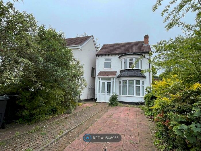 3 Bedroom Detached House To Rent In Goosemoor Lane, Birmingham, B23