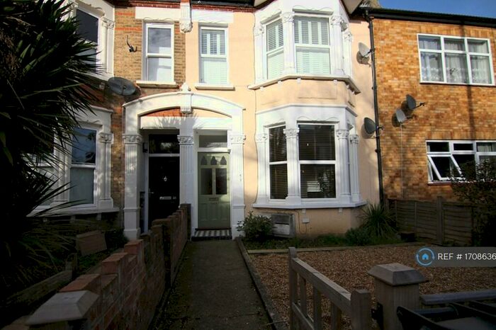 2 Bedroom Flat To Rent In Forest Hill, London, SE23