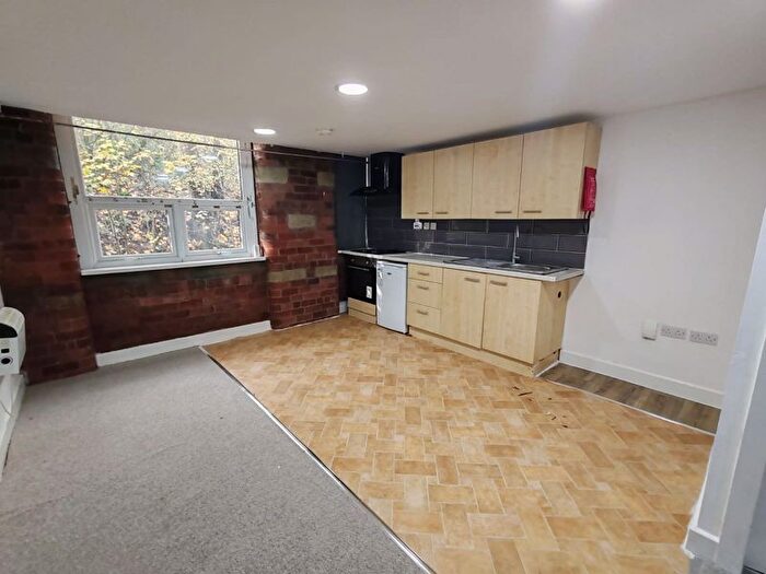 1 Bedroom Flat To Rent In Apartment, Excelsior House, St. Johns Road, Huddersfield, HD1