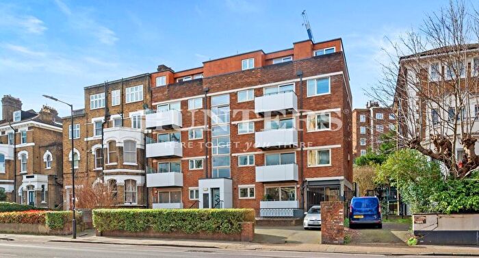 1 Bedroom Flat To Rent In Green Lanes, London, N16