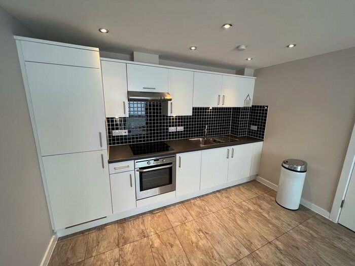 1 Bedroom Flat To Rent In Southchurch Road, Southend-On-Sea, SS1