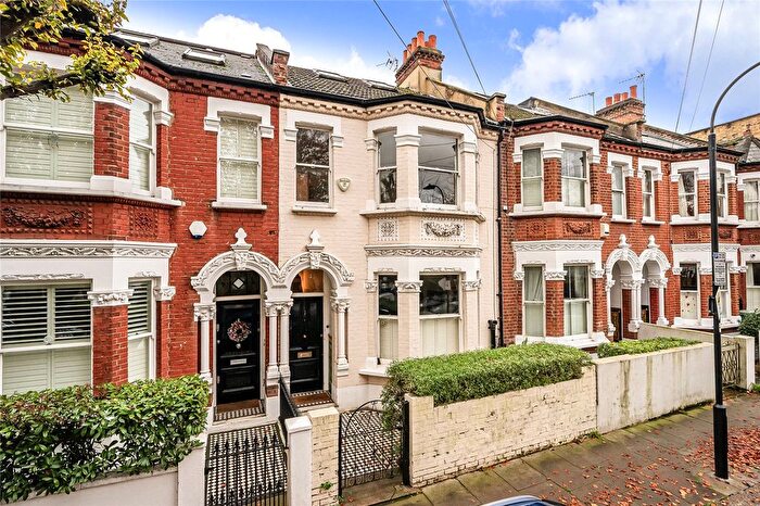 4 Bedroom Terraced House For Sale In Clancarty Road, Fulham, London, SW6