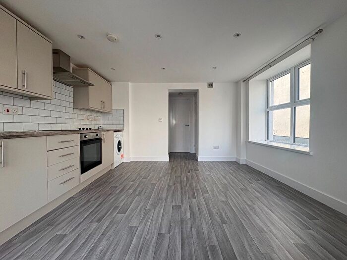 1 Bedroom Flat To Rent In Punch House Flats, Morgan Street, Tredegar, NP22