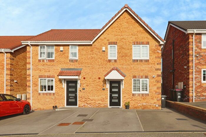 3 Bedroom Semi Detached House For Sale In Kirkstead Lane, Rotherham, South Yorkshire, S61