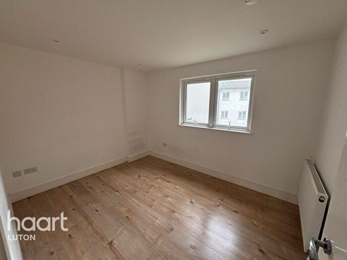 2 Bedroom Apartment To Rent In Midland Road, Luton, LU2