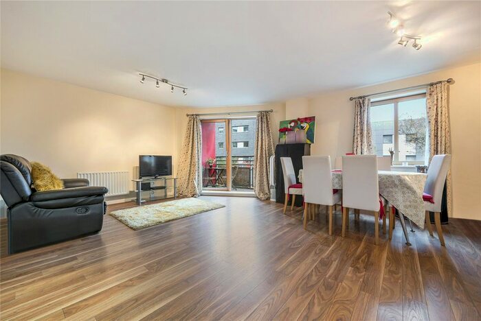 2 Bedroom Flat For Sale In Christopher Bell Tower, Pancras Way, E3