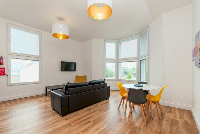 2 Bedroom Apartment To Rent In Osborne Terrace, Jesmond, Newcastle Upon Tyne, NE2