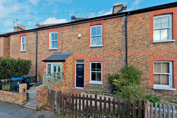 2 Bedroom House To Rent In Alfred Road, Kingston Upon Thames, KT1