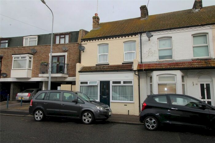 3 Bedroom End Of Terrace House To Rent In Woodhall Terrace, High Street, Queenborough, Kent, ME11