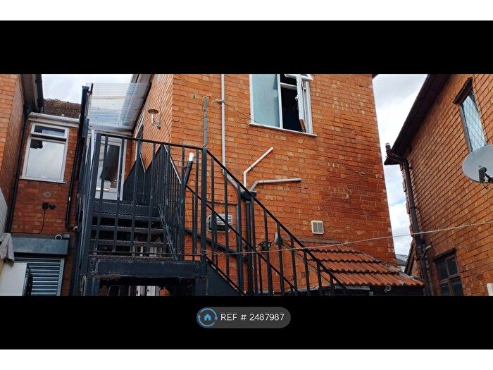 2 Bedroom Flat To Rent In Bath Road, Worcester, WR5