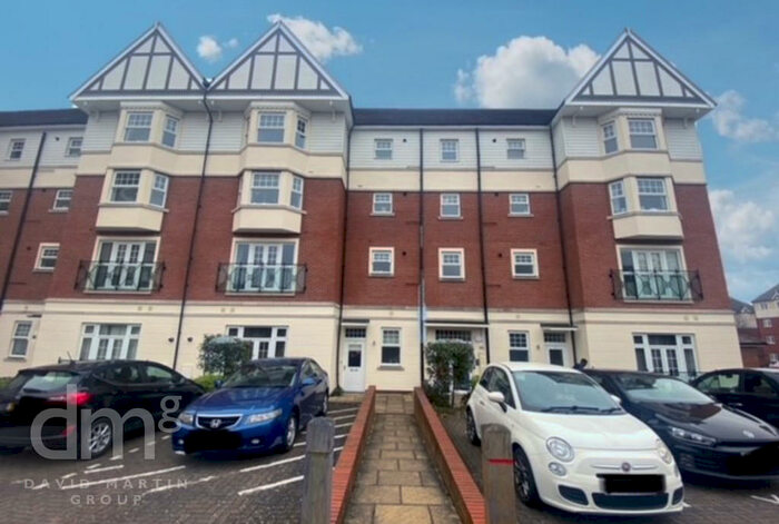 2 Bedroom Apartment To Rent In Apprentice Drive, Colchester, CO4