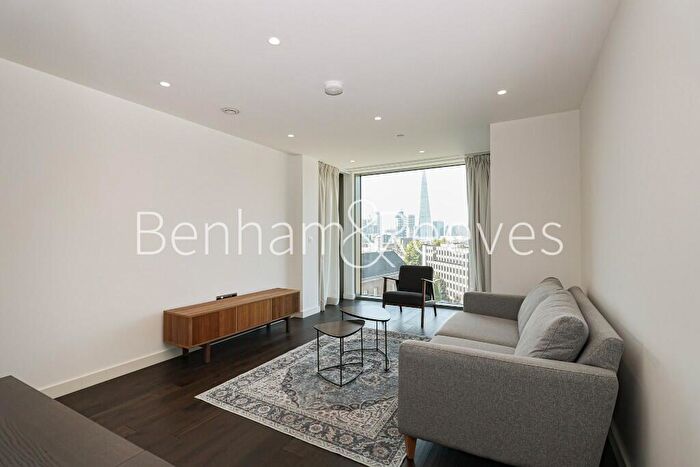 2 Bedroom Apartment To Rent In Rosemary Place, Royal Mint Street, E1