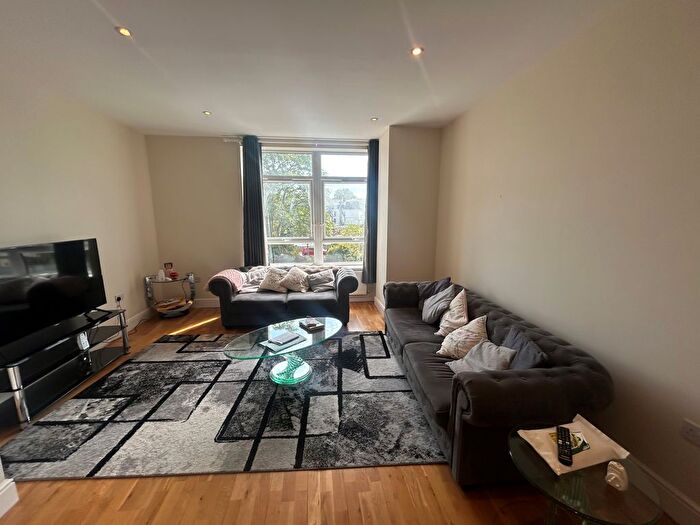 1 Bedroom Flat To Rent In Park Street, Ashford, TN24