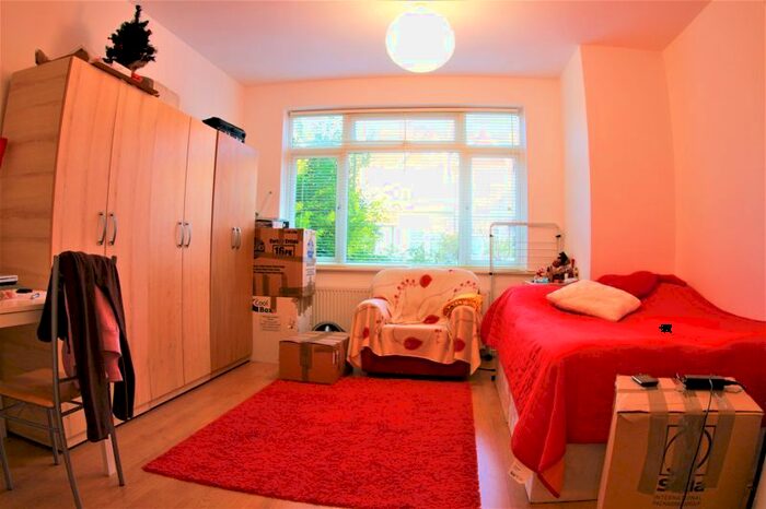 1 Bedroom Flat To Rent In Granville Road, London, N22