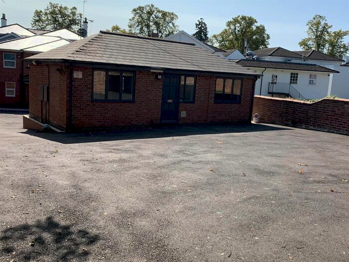 2 Bedroom Bungalow To Rent In Warwick Place, Leamington Spa CV32