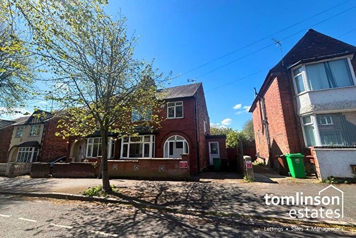 5 Bedroom Semi-Detached House For Sale In Harrington Drive, Lenton, Nottingham, NG7