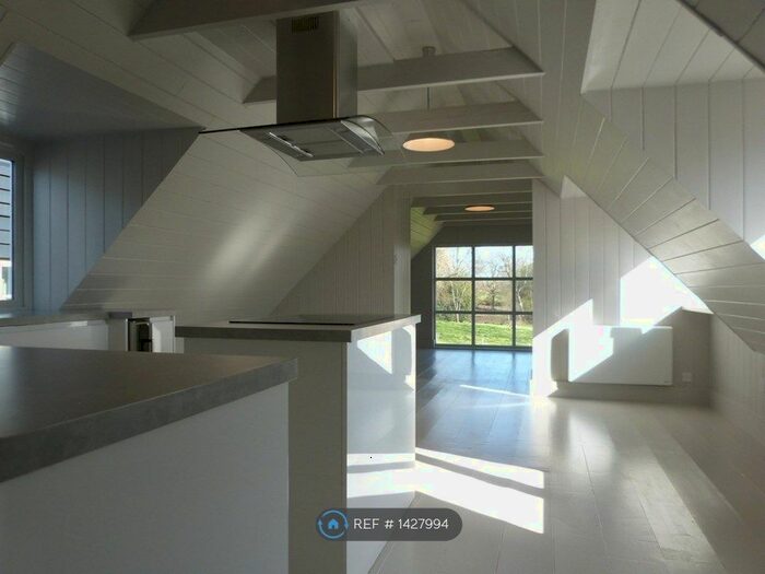 1 Bedroom Maisonette To Rent In Grayswood Road, Grayswood, Haslemere, GU27