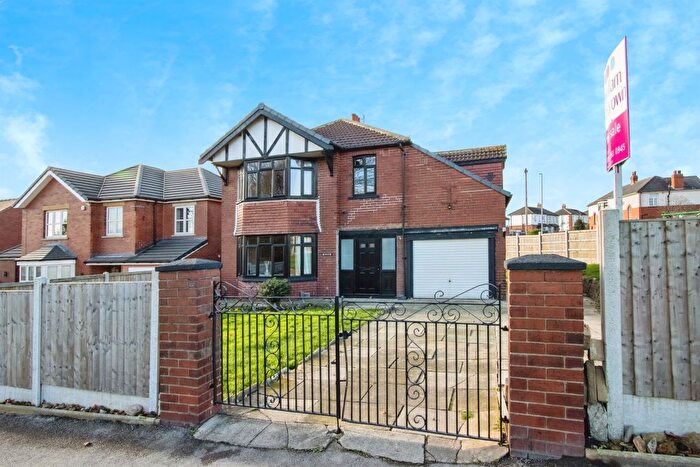 4 Bedroom Detached House For Sale In Templenewsam Road, Leeds, LS15