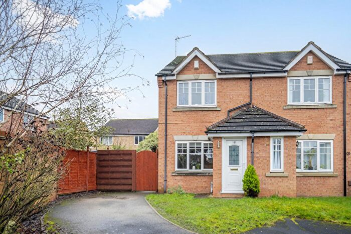 2 Bedroom Semi Detached House For Sale In Minchin Close, York, YO30