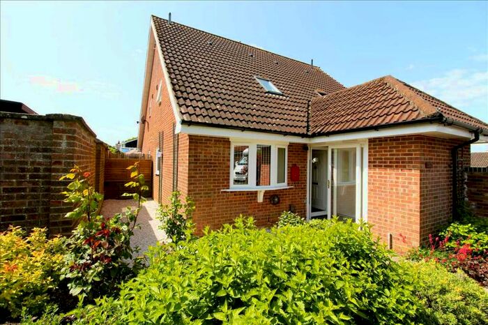 1 Bedroom Semi-Detached House To Rent In Abshot Road, Park Gate, Fareham, PO14