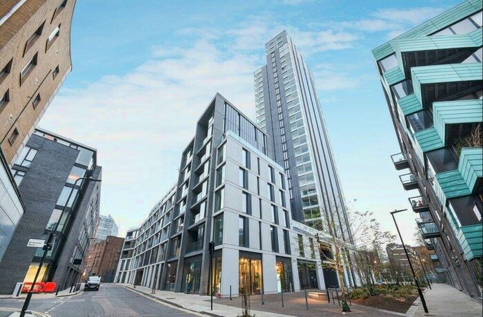 2 Bedroom Apartment To Rent In Jasper Walk London, N1