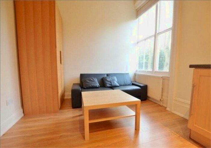 Studio To Rent In Buckland Crescent, Swiss Cottage, London, NW3