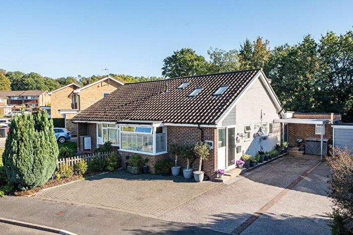 4 Bedroom Semi-Detached House For Sale In Beech Grove, Midhurst, GU29