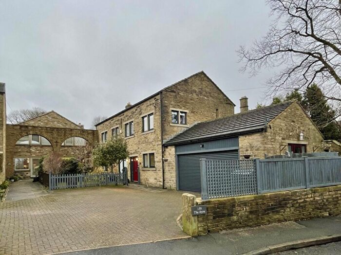 4 Bedroom Character Property For Sale In Grimescar Road, Huddersfield, HD2