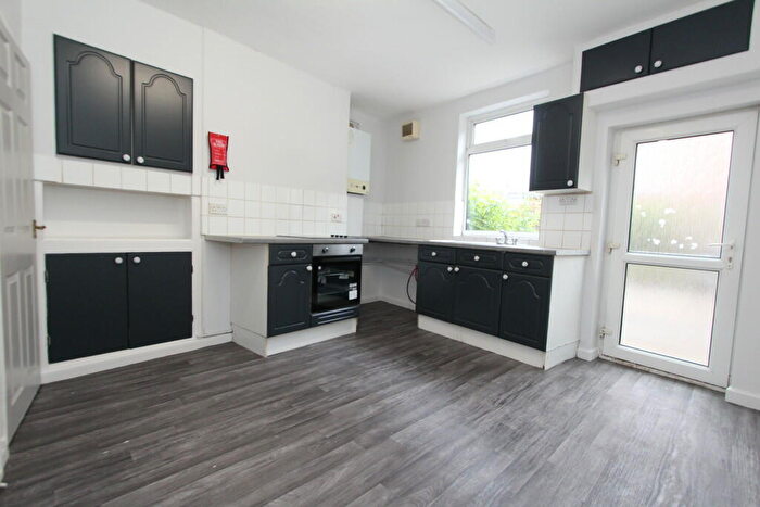 2 Bedroom Semi-Detached House To Rent In High Street, Chesterfield, S43