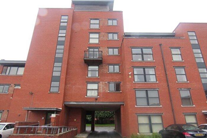 1 Bedroom Flat To Rent In Millennium House, Manchester, M16
