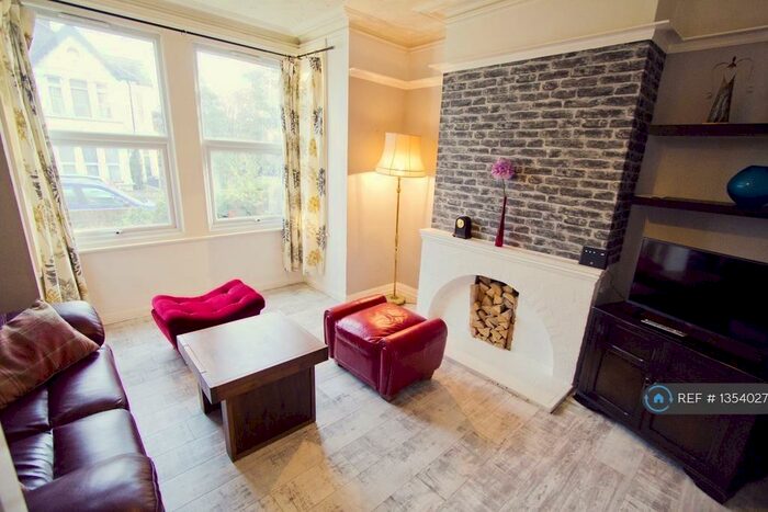 1 Bedroom Flat To Rent In Retreat Road, Westcliff-On-Sea, SS0