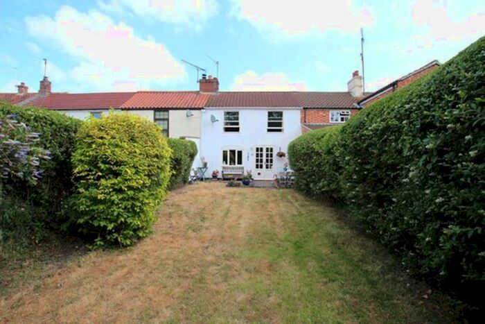 2 Bedroom Cottage To Rent In Wapping, Ormesby St Margaret, NR29