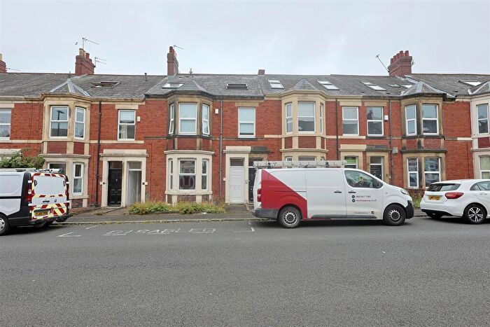 2 Bedroom Flat To Rent In Mayfair Road, Jesmond, Newcastle Upon Tyne, NE2