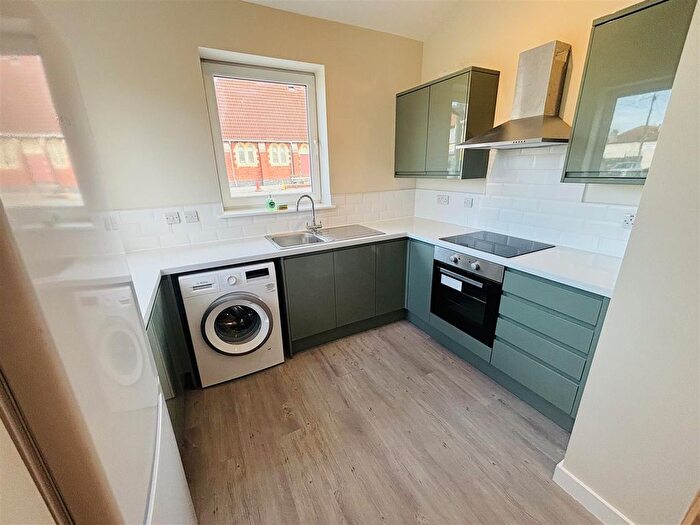 1 Bedroom Flat To Rent In Southmead Road, Westbury-On-Trym, Bristol, BS10