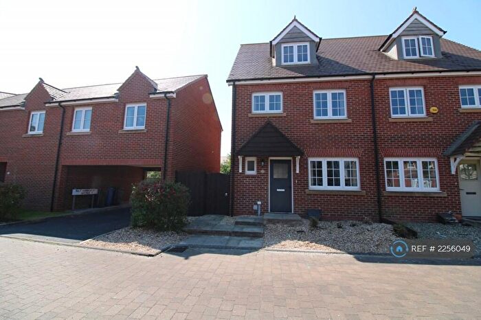 4 Bedroom Semi-Detached House To Rent In Hawknest Avenue, Fleetwood, FY7