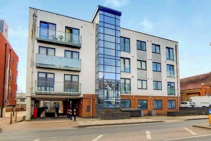 1 Bedroom Apartment To Rent In Pinner Road, Harrow, HA1