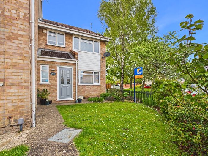 3 Bedroom End Terrace House For Sale In Mainard Square, Longlevens, Gloucester, Gloucestershire, GL2