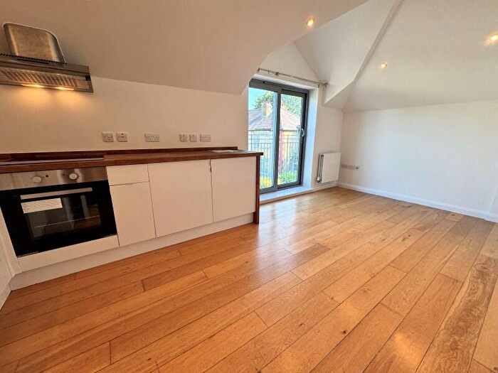 1 Bedroom Flat To Rent In Church Lane, East Finchley, N2