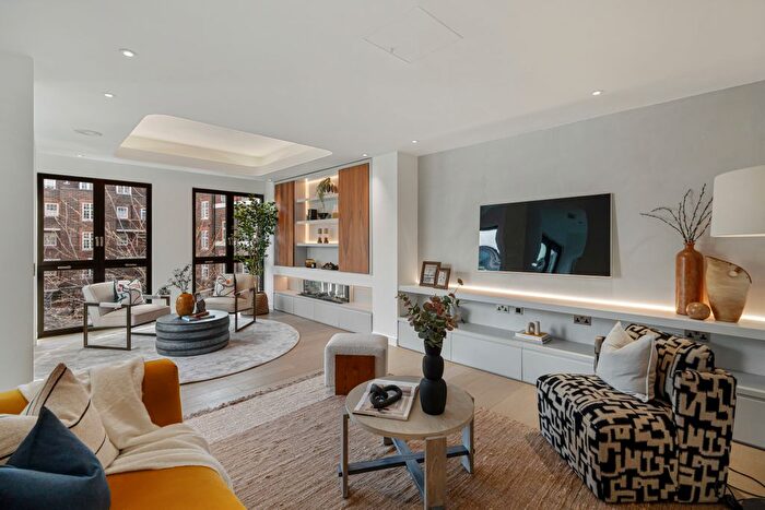 1 Bedroom Town House For Sale In Lyons Place, London, NW8