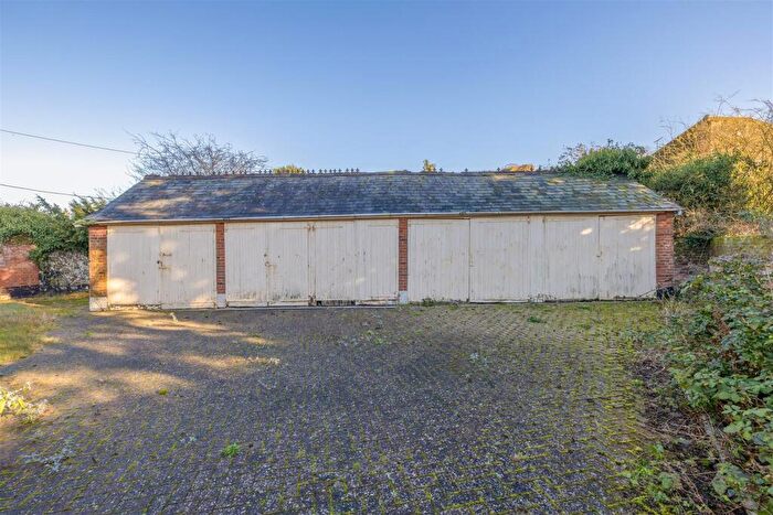 3 Bedroom Detached Bungalow For Sale In Ballygate, Beccles, NR34