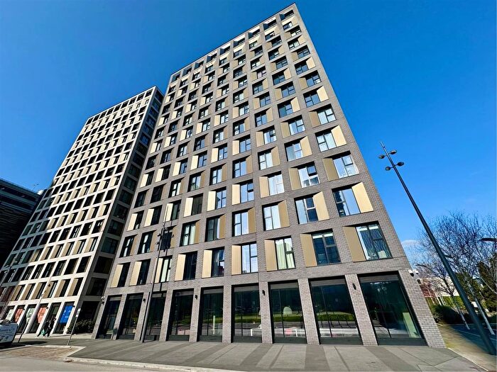 1 Bedroom Flat For Sale In High Definition Block A, Red Media City, Salford, M50