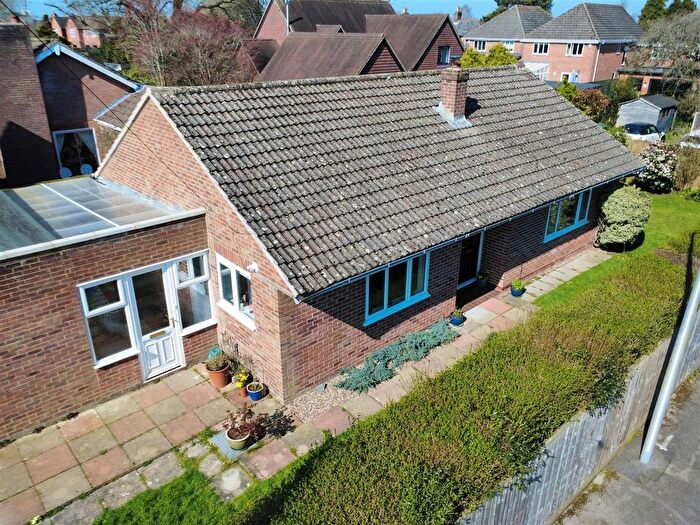 2 Bedroom Bungalow For Sale In Charles Street, Newbury, RG14