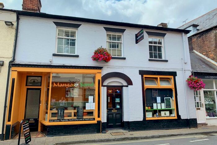 2 Bedroom Flat To Rent In Wimborne, BH21